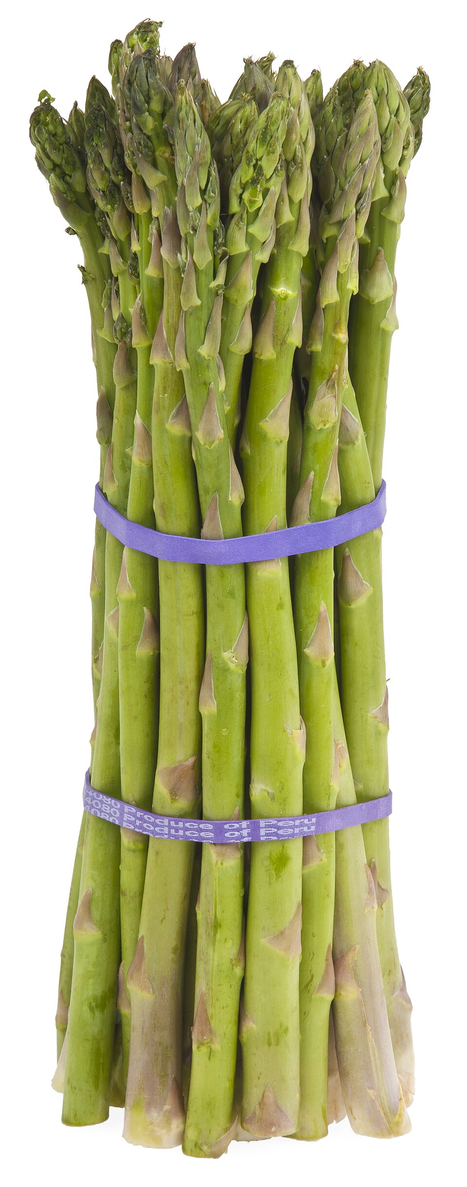 Green asparagus spears